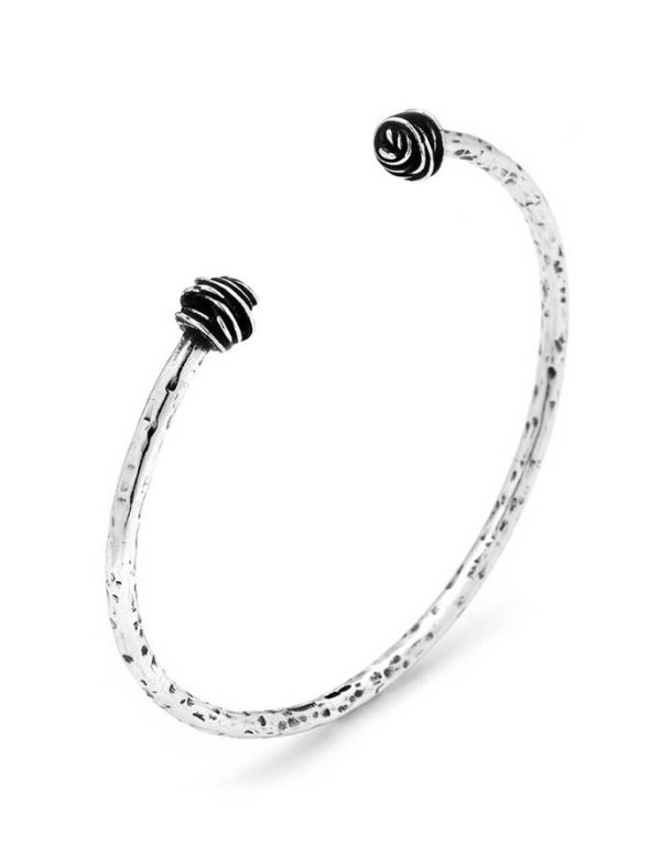  -  - Bracciali